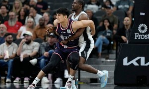 NBA季前赛广州场均净负46分 国内球员陈国豪得分最多