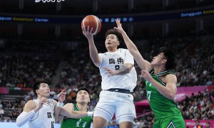 全运会男篮-赵继伟伤退徐杰12+9 广东擒辽宁晋级决赛
