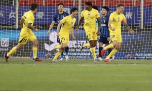 基本保级！中超-加西亚杜加利奇破门 10人新鹏城2-1三镇