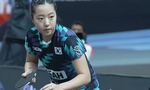 原创 
            印度亚锦赛女团半决赛，孙颖莎3-1申裕斌，又现奇葩事，屋顶漏水