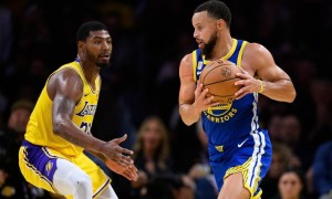 超远三分杀死湖人！库里轻松拿下23分4助3断1帽