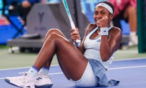 原创 
            高芙直言中国为自己的福地，武网夺冠后笑言希望明年再赴故宫还愿