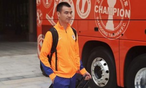 原创 
            韩鹏为瓦科解围，泽卡不是中锋踢法 泰山2功勋被弃用 踢海牛是转折