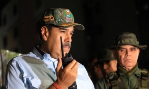 委内瑞拉油轮刚出海，中国军舰紧随其后，事情果然没有那么简单