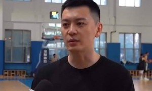 原创 
            辽宁集结采访！赵继伟+2将表露家乡情谊全力以赴，杨鸣回应韩德君