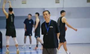 原创 
            曾凡博是否回归CBA恐影响奥莫特续约！北京保留优先续约掌控主动权