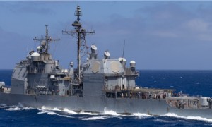 外媒:美委局势持续紧张之际,美军又一艘巡洋舰抵达加勒比海地区